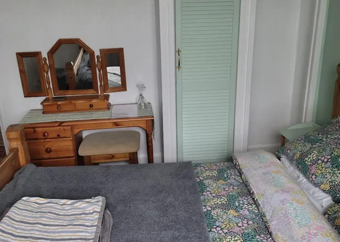 Sharlands Farm Bed And Breakfast