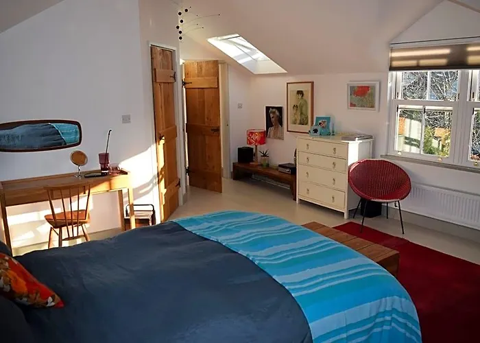 6 Trungle Terrace